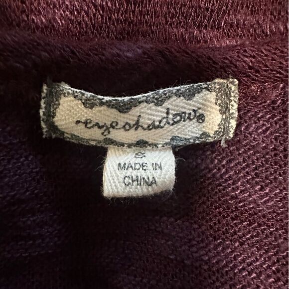 Eyeshadow sheer long sleeve top with layered lace on bottom size S - Picture 6 of 8